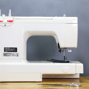 Boxed Singer 4411 Sewing Machine Excellent + Extension Table + Warranty
