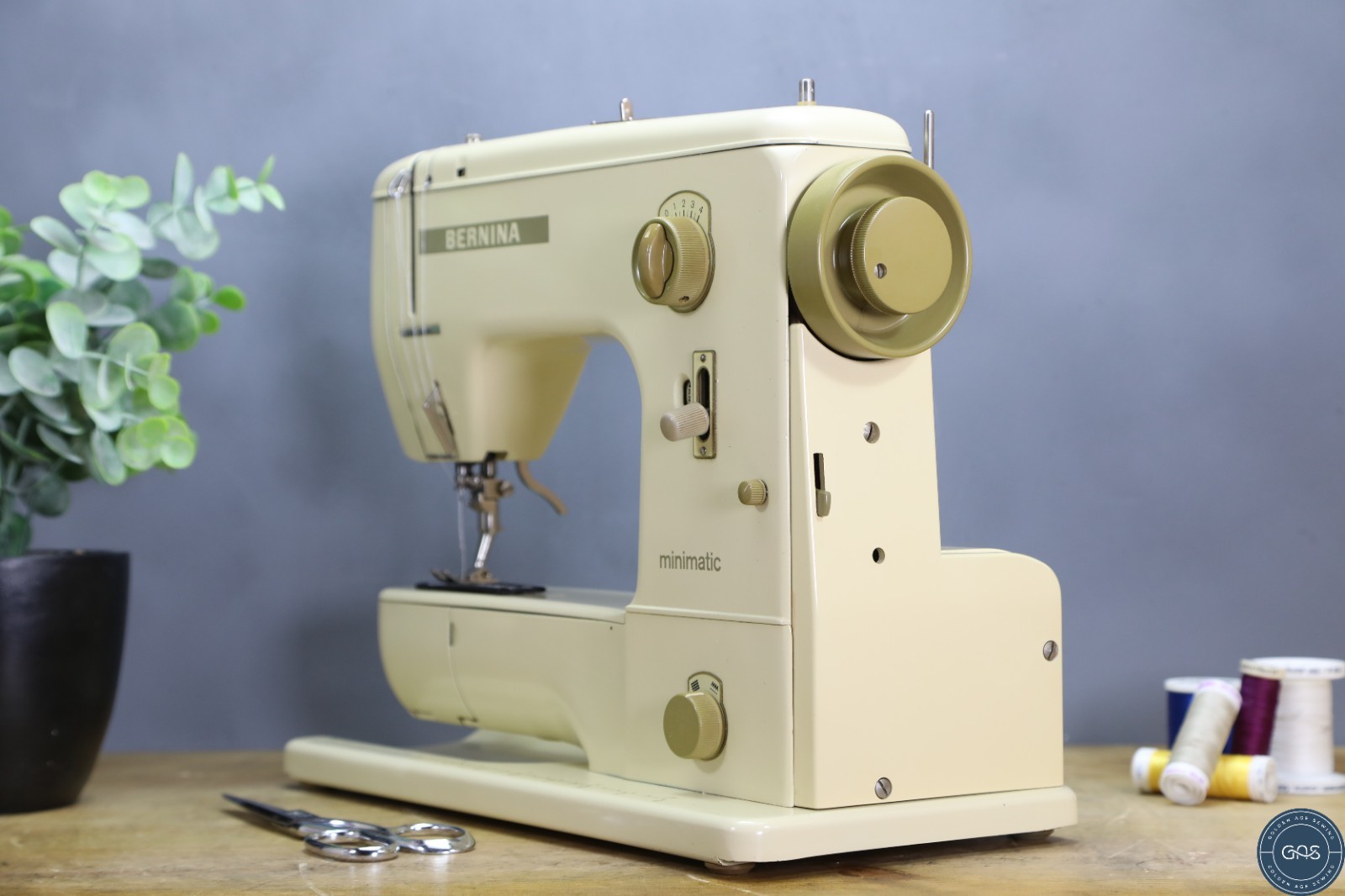 57-214.jpg